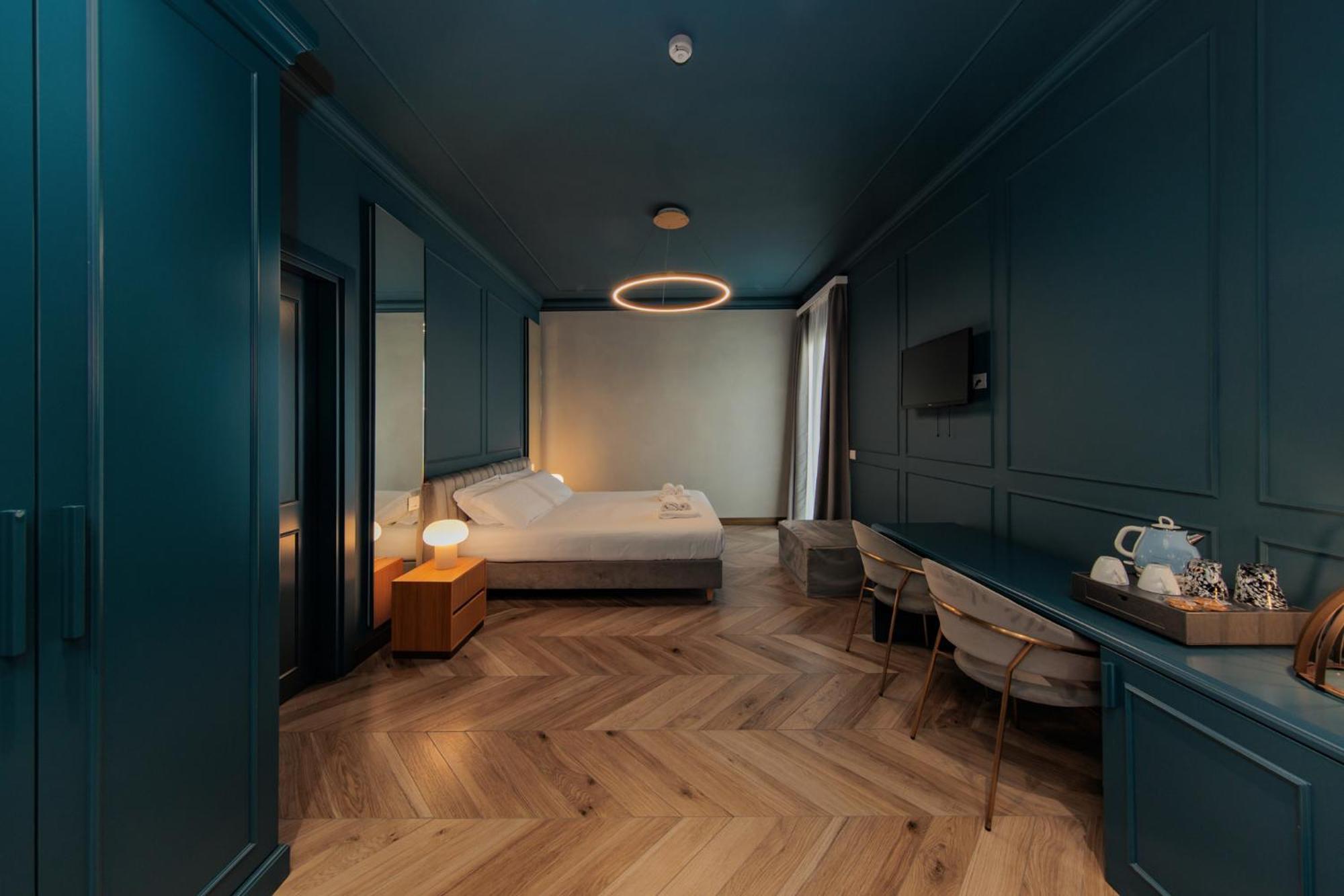 Ophelia Hotel Cazzago San Martino Exterior photo