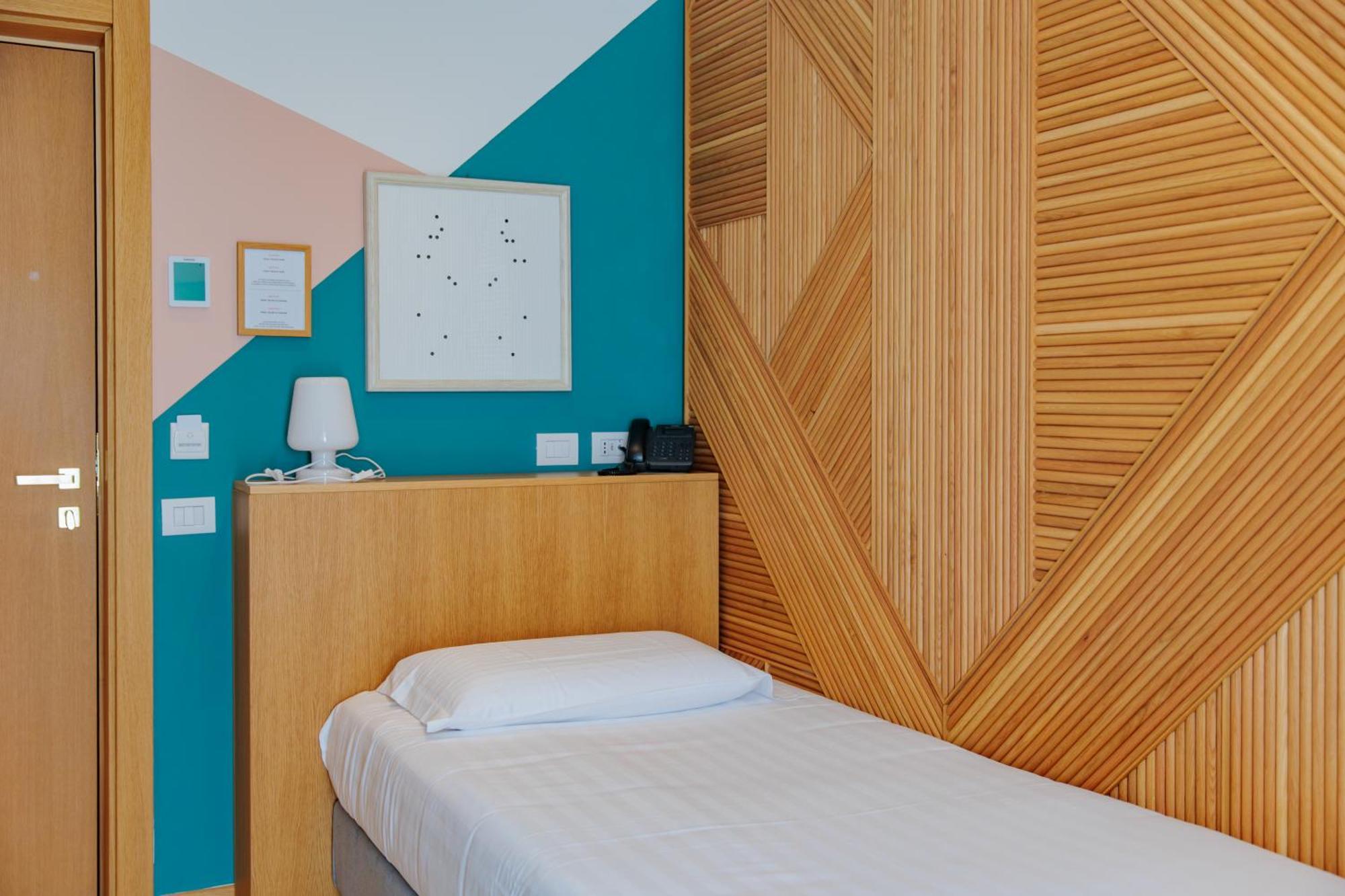 Ophelia Hotel Cazzago San Martino Exterior photo